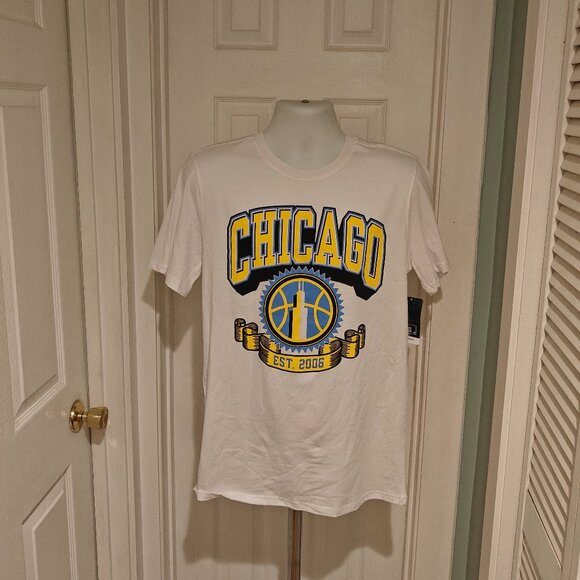 Chicago Sky White WNBA Shirt Boxy Sport NWT Size M Classics Vintage Wash T-Shirt - Picture 3 of 12